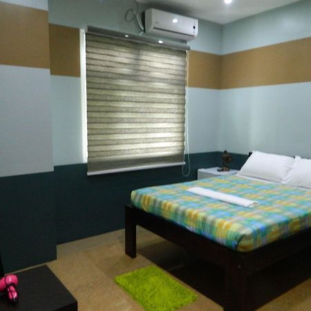 מלון Davao City Qanaq מראה חיצוני תמונה
